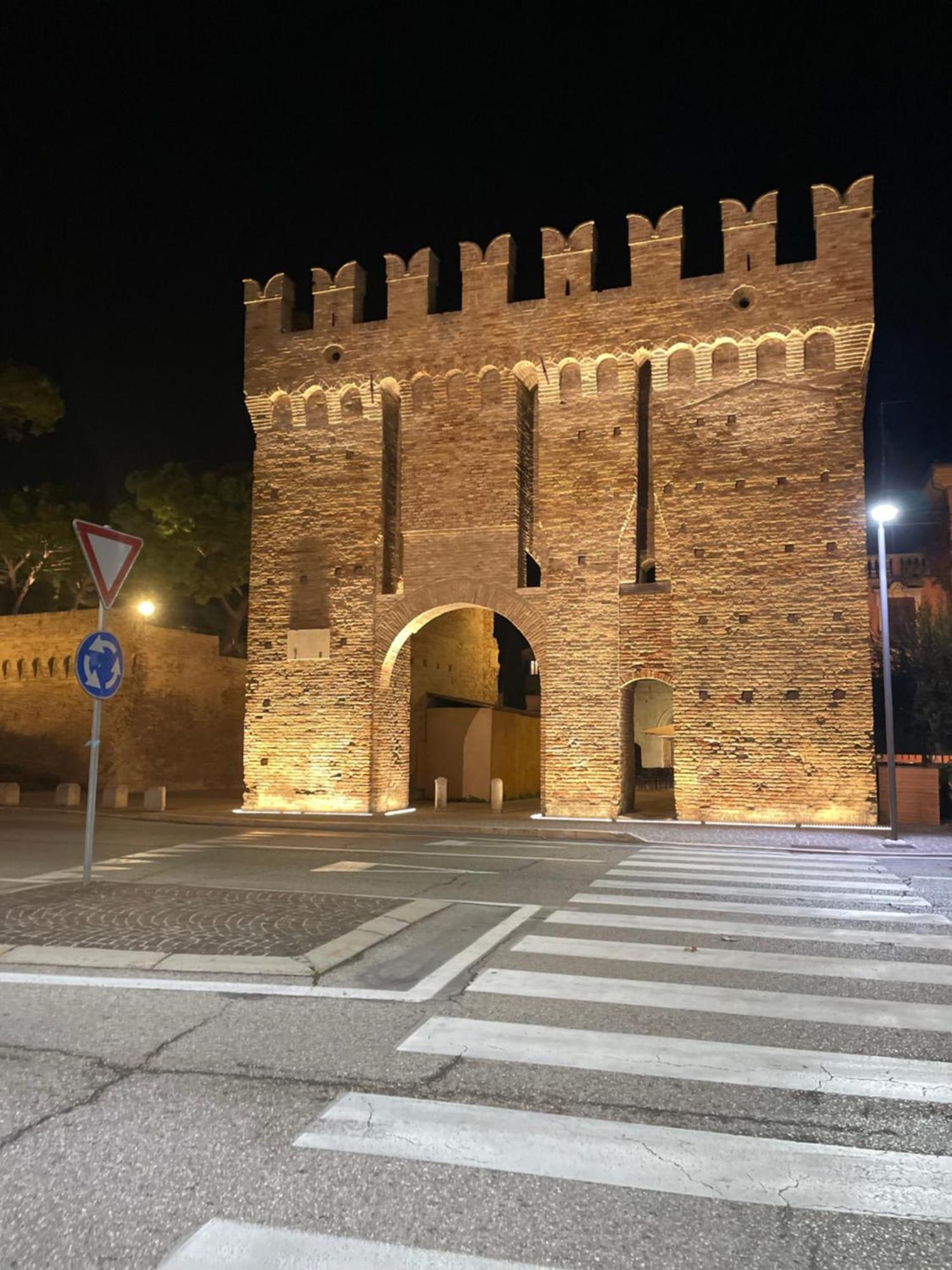 Casa Valeria - Guest House Centro Storico Fano Exterior photo